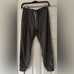 Vuori Charcoal Dreamknit Jogger Pants Est. Size Small EUC